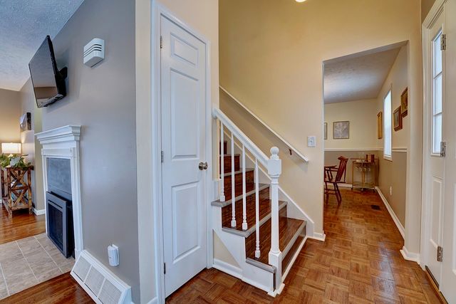 137 Winterwood Drive, Londonderry, NH 03053