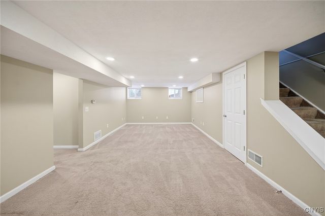 7939 Walnut Place, Clay, NY 13090