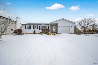 7939 Walnut Place, Clay, NY 13090