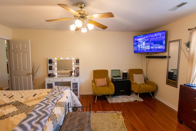 469 Courtland Drive, Summerville, SC 29486