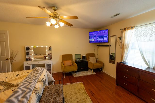 469 Courtland Drive, Summerville, SC 29486