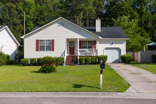 469 Courtland Drive, Summerville, SC 29486