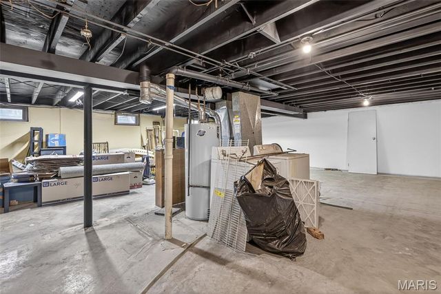 24 Belmont Drive, St Peters, MO 63376