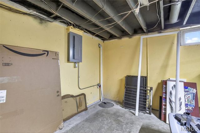 24 Belmont Drive, St Peters, MO 63376