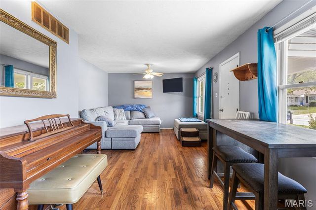 24 Belmont Drive, St Peters, MO 63376