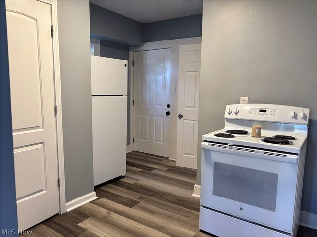 2258 Mogadore Road, Akron, OH 44312