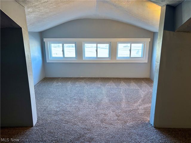 2258 Mogadore Road, Akron, OH 44312