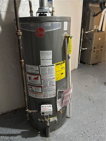 2258 Mogadore Road, Akron, OH 44312