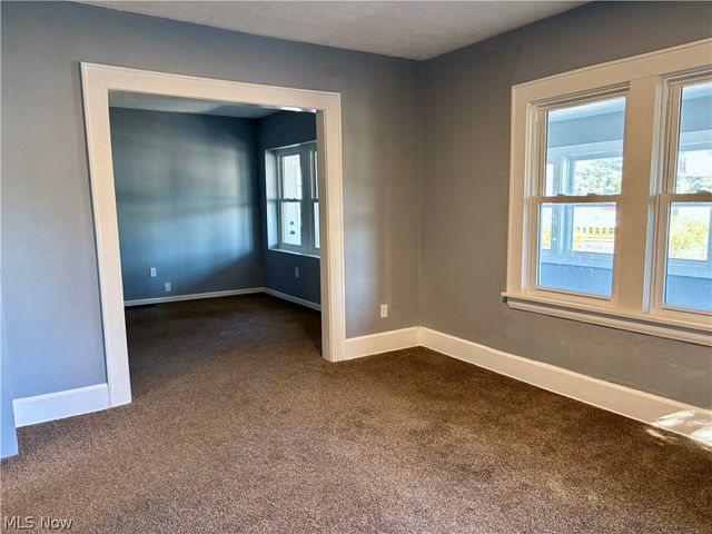 2258 Mogadore Road, Akron, OH 44312