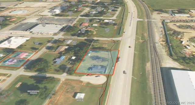 1 W Pine Street, Stilwell, OK 74960