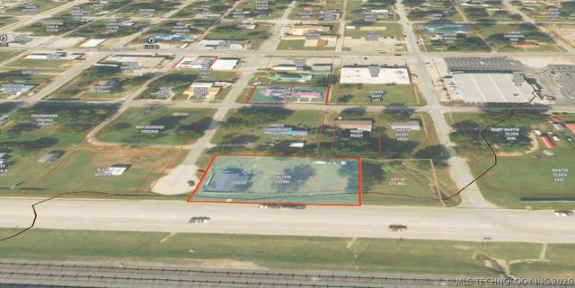 1 W Pine Street, Stilwell, OK 74960