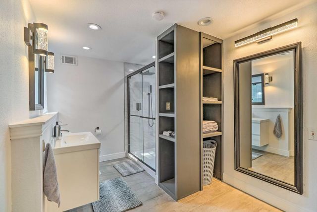 411 Ramble LN, Austin, TX 78745