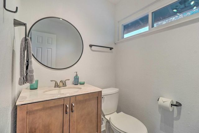 411 Ramble LN, Austin, TX 78745