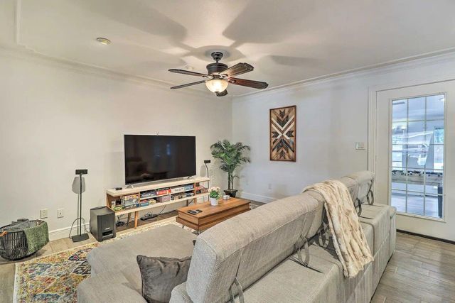 411 Ramble LN, Austin, TX 78745