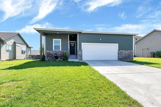 2316 S Mckenzie Ct, Andover, KS 67002