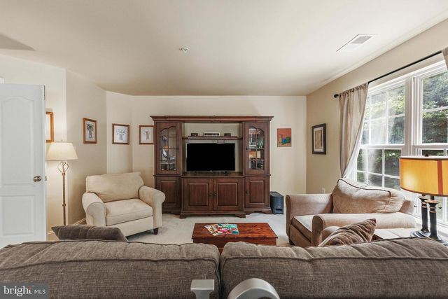 6307 JOHENSU DR, Upper Marlboro, MD 20772