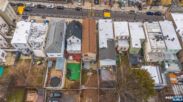 714 17th Street, Union City, NJ 07087