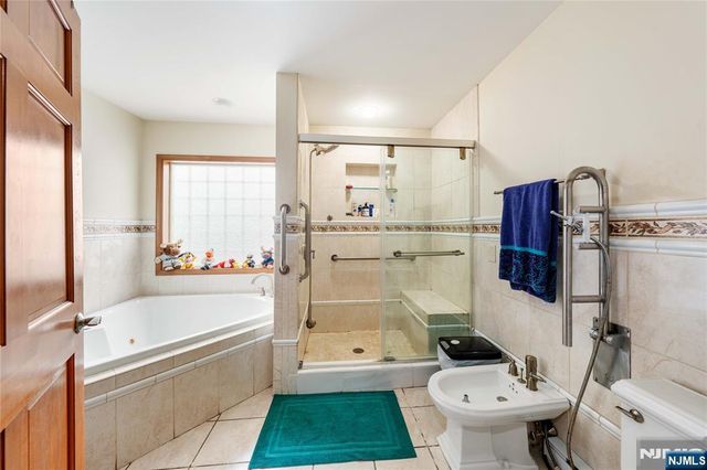 714 17th Street, Union City, NJ 07087