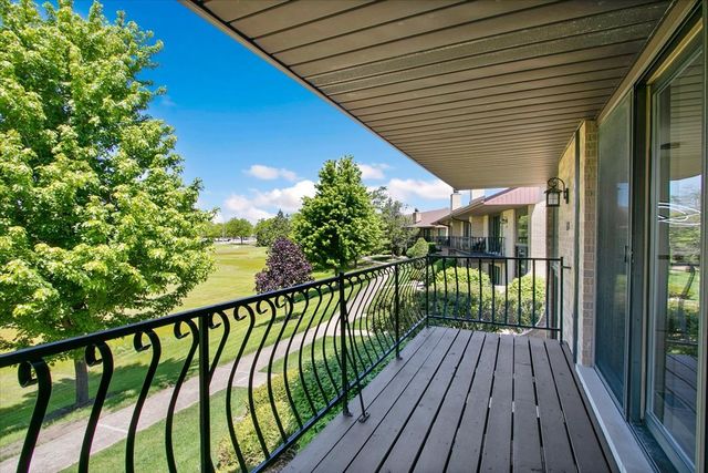 16110 Pine Drive, Tinley Park, IL 60477