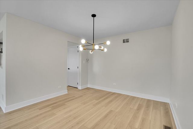 16110 Pine Drive, Tinley Park, IL 60477