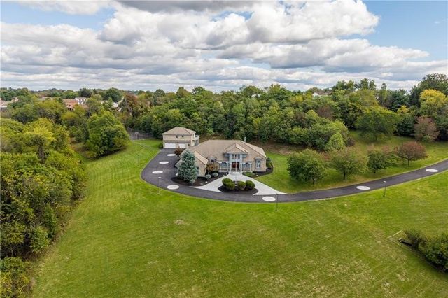 350 Cedar, South Strabane, PA 15301