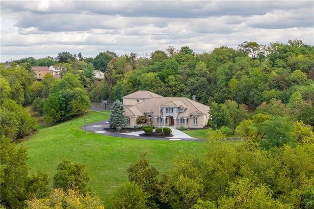 350 Cedar, South Strabane, PA 15301