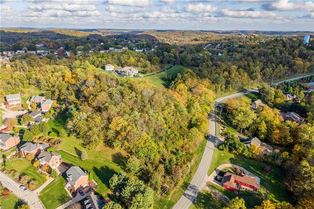 350 Cedar, South Strabane, PA 15301