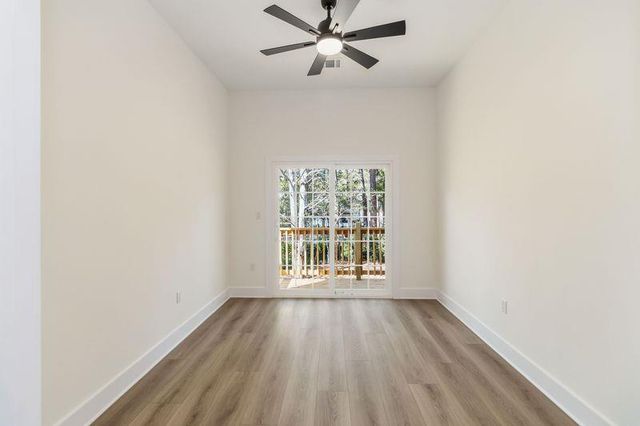 120 Anahulu LN, Bastrop, TX 78602