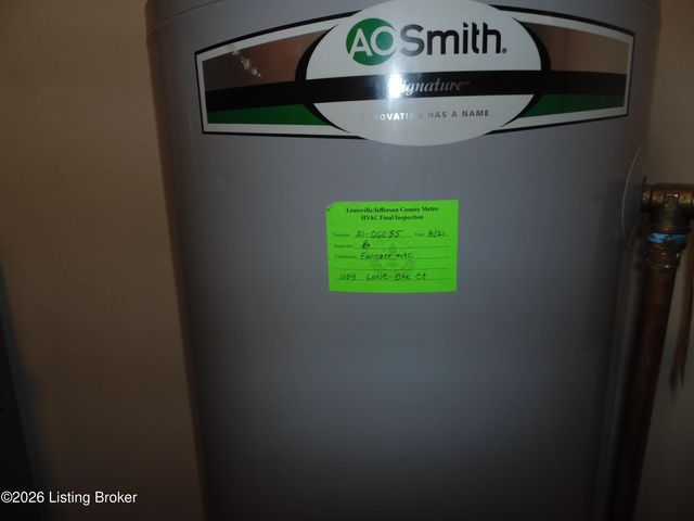 1104 Lone Oak Ave, Louisville, KY 40219