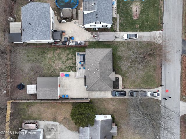 1104 Lone Oak Ave, Louisville, KY 40219