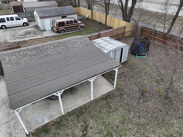 1104 Lone Oak Ave, Louisville, KY 40219