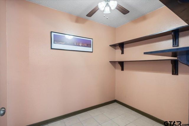 106 E Archer Dr, White Oak, TX 75693