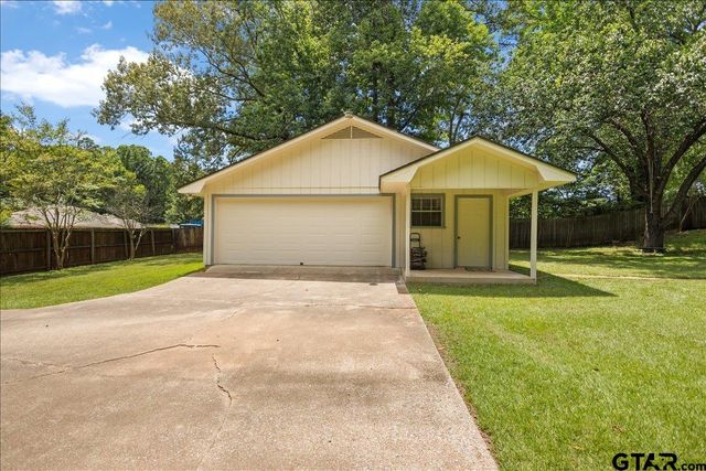 106 E Archer Dr, White Oak, TX 75693