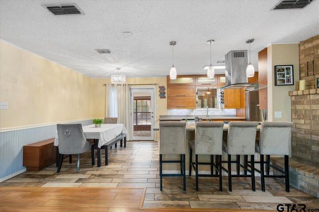 106 E Archer Dr, White Oak, TX 75693