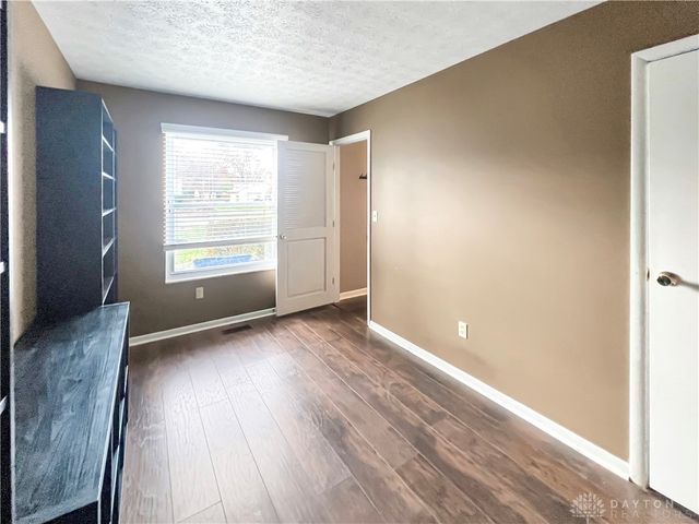 8340 Paragon Road, Washington Twp, OH 45458