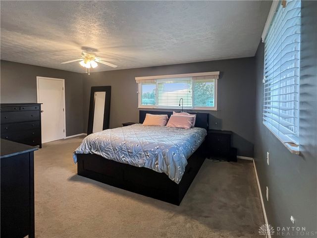 8340 Paragon Road, Washington Twp, OH 45458