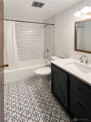 8340 Paragon Road, Washington Twp, OH 45458