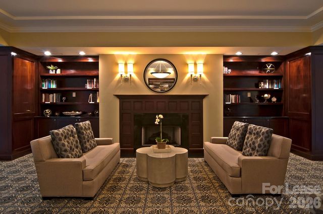 300 W 5th Street 639, Charlotte, NC 28202