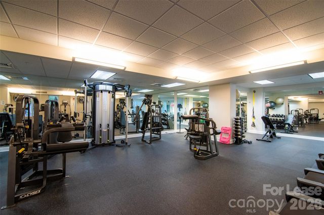 300 W 5th Street 639, Charlotte, NC 28202