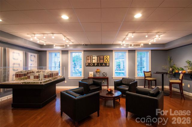300 W 5th Street 639, Charlotte, NC 28202