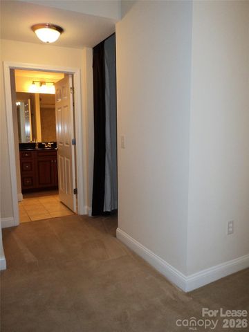 300 W 5th Street 639, Charlotte, NC 28202