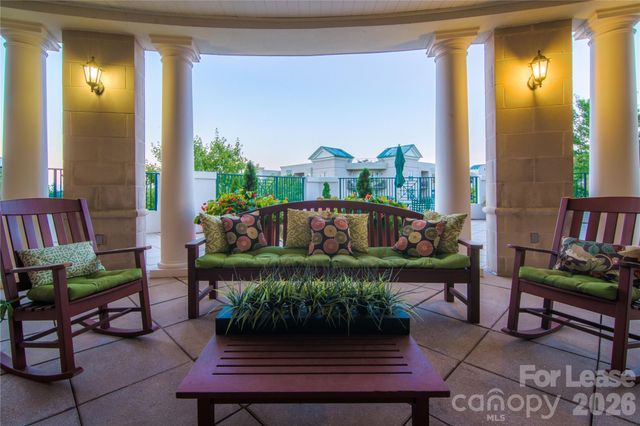 300 W 5th Street 639, Charlotte, NC 28202