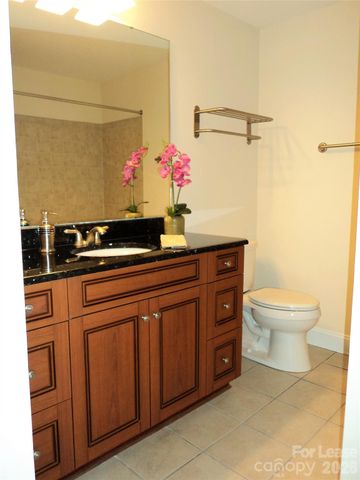 300 W 5th Street 639, Charlotte, NC 28202
