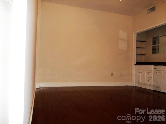 300 W 5th Street 639, Charlotte, NC 28202