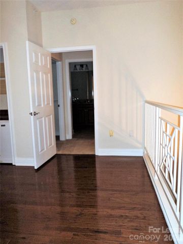 300 W 5th Street 639, Charlotte, NC 28202
