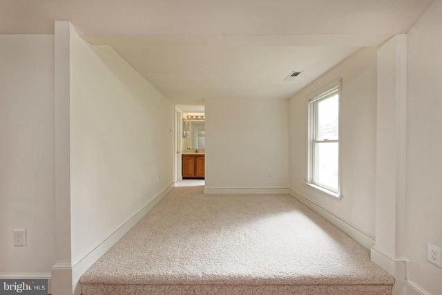 35739 HAYMAN LN, Round Hill, VA 20141