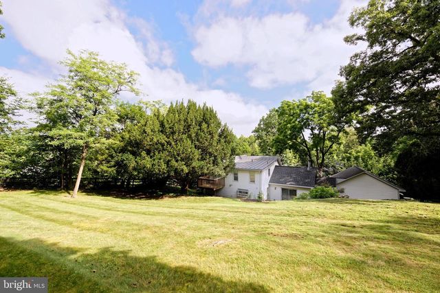 35739 HAYMAN LN, Round Hill, VA 20141