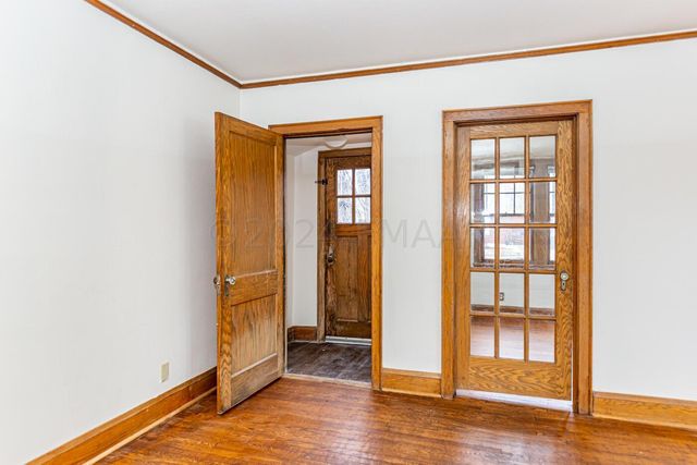 1454 10TH Street N, Fargo, ND 58102