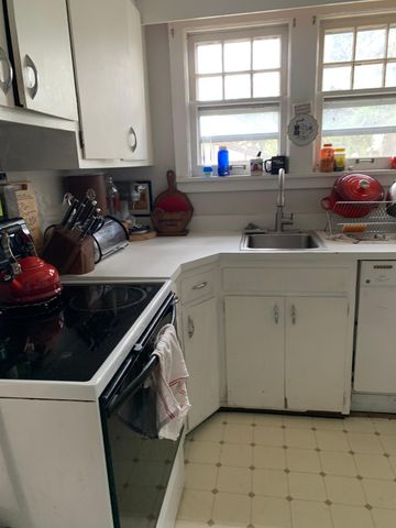 1454 10TH Street N, Fargo, ND 58102