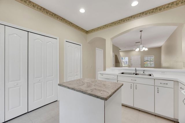 6737 LAKE ROCHESTER LANE, Gibsonton, FL 33534